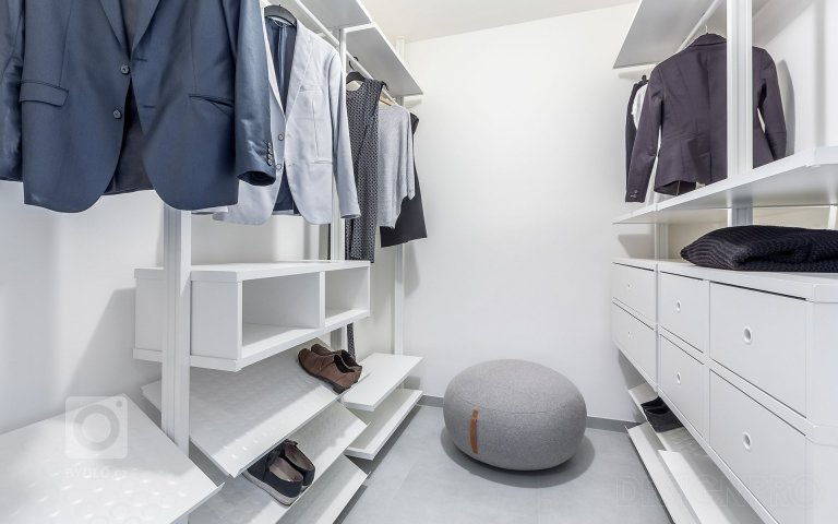 add picture to album