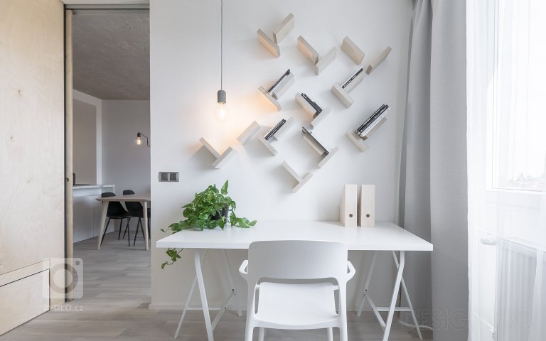 add picture to album