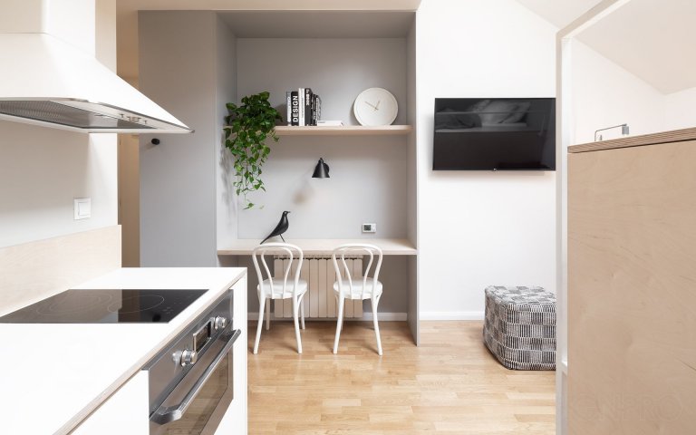 add picture to album