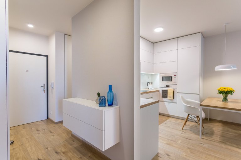 Nový, zrealizovaný bytu v Slnečniciach pod taktovkou Ateliéru DOBRÝ INTERIÉR.
