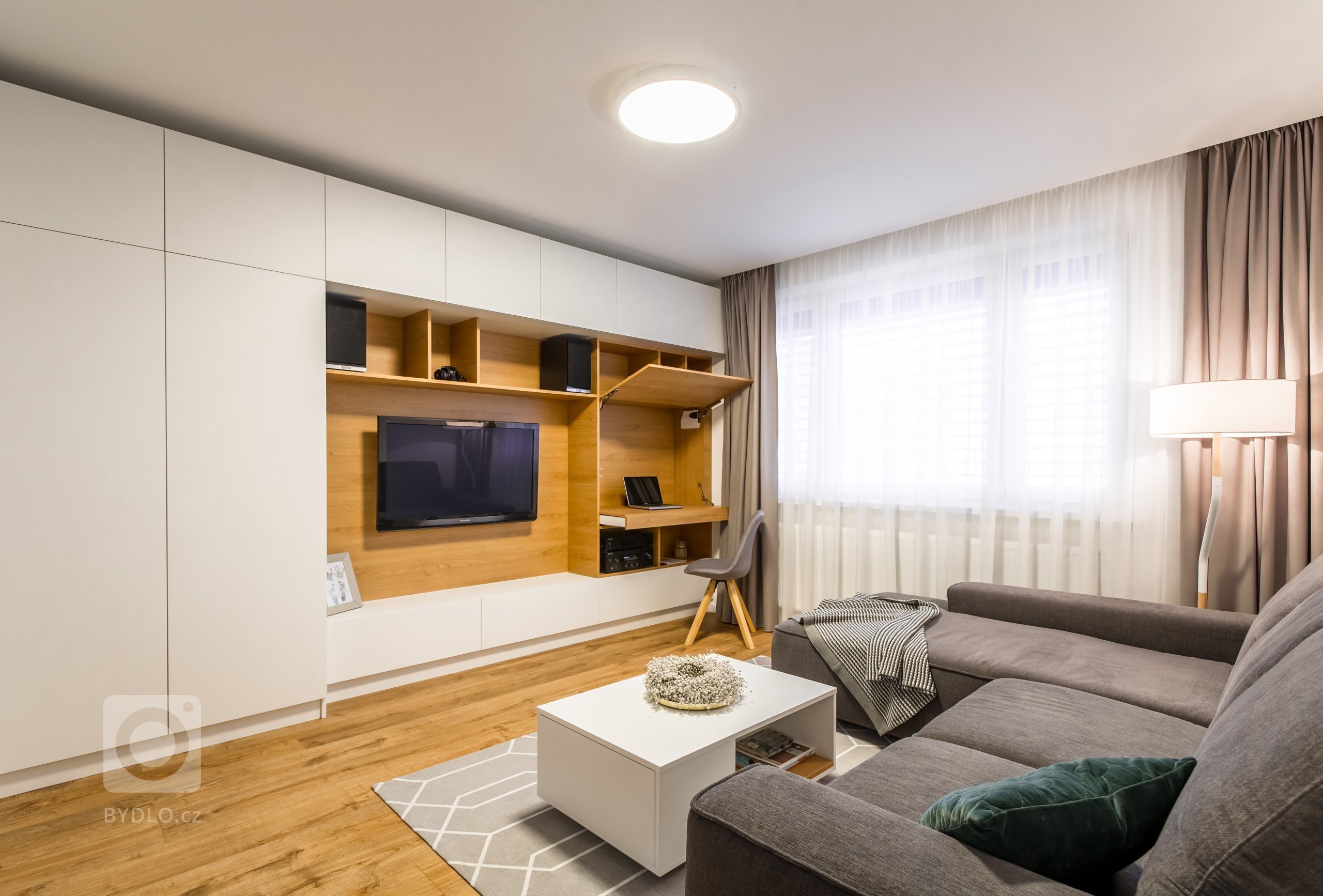 Kompletná rekonštrukcia panelového bytu v Petržalke&nbsp;????
Nahliadnite do našej realizácie interiéru, kde sme výraznou zmenou dispozície dosiahli kvalitu…