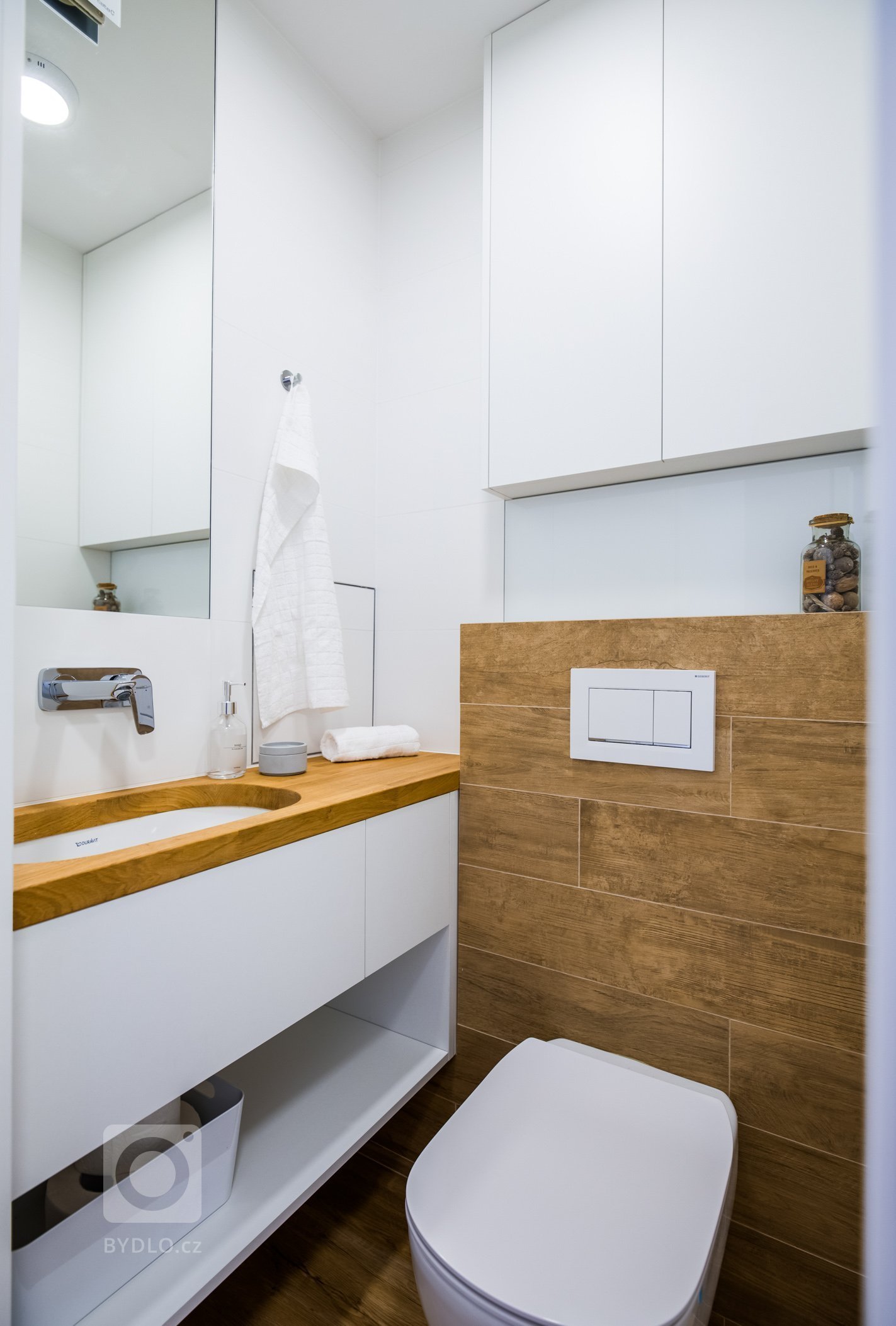 KOMPLETNÁ REKONŠTRUKCIA BYTU V RUŽINOVE&nbsp;✨
Na začiatku bol panelový byt v úplne pôvodnom stave, ktorý by ste dnes nespoznali&nbsp;????
Tento projekt bytu…