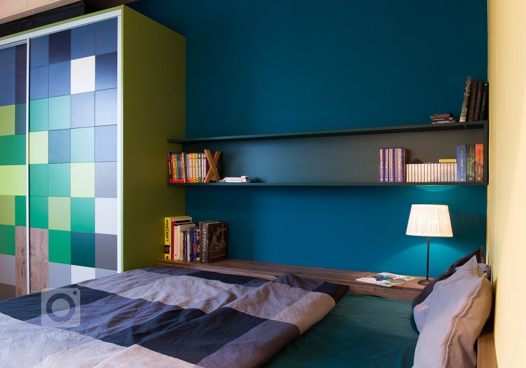 add picture to album