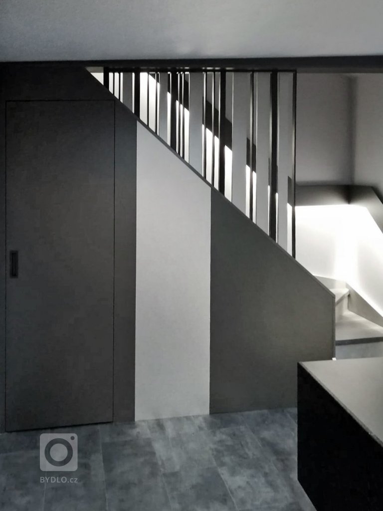 add picture to album