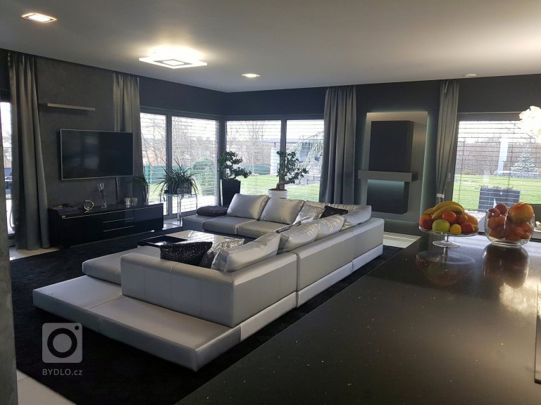 add picture to album