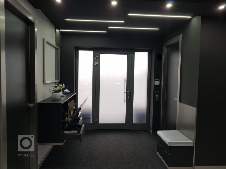 add picture to album