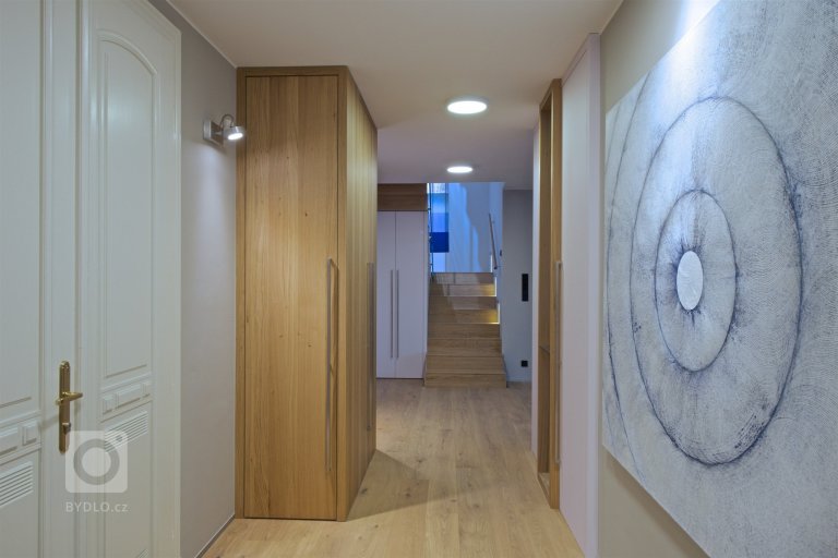 add picture to album