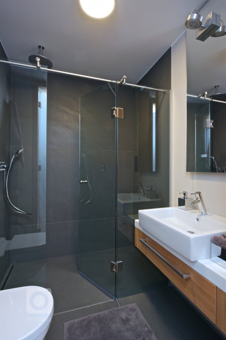 add picture to album