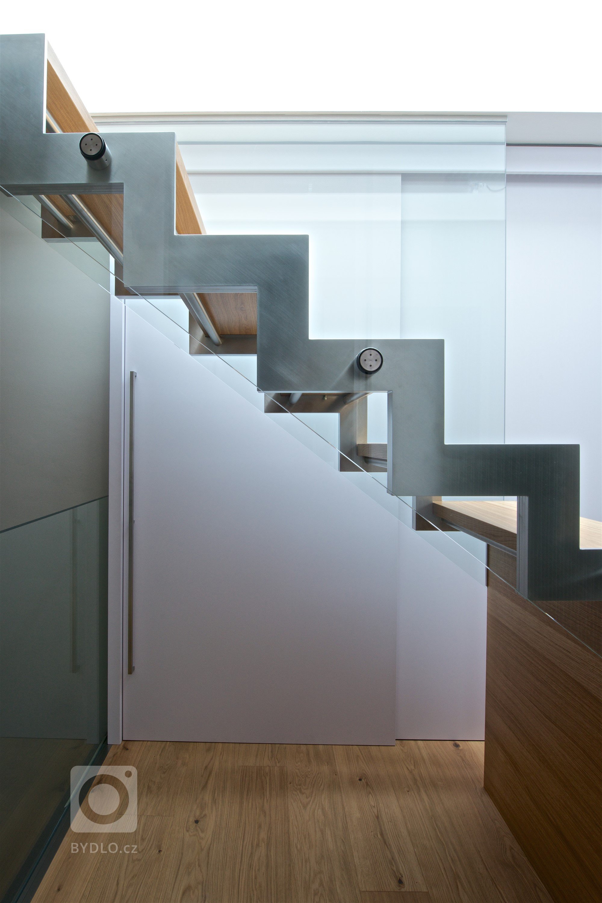 V rámci projektu&nbsp;Squat iD23&nbsp;jsme v bytovém domě v Pařížské ulici č.23 v Praze byli v trochu jiné situaci, než ostatní architekti, kteří na tomto…