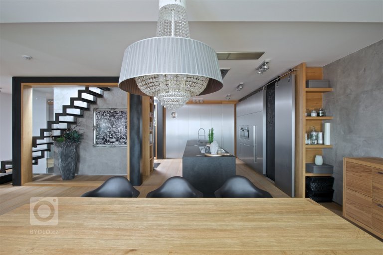 add picture to album