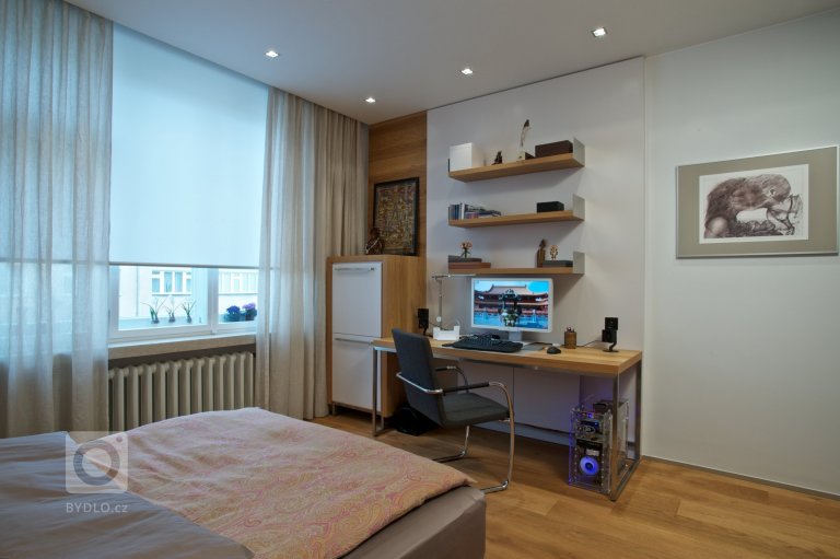 add picture to album