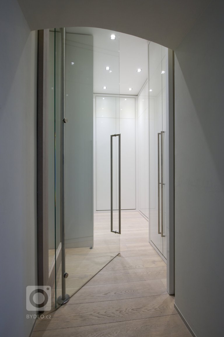 add picture to album