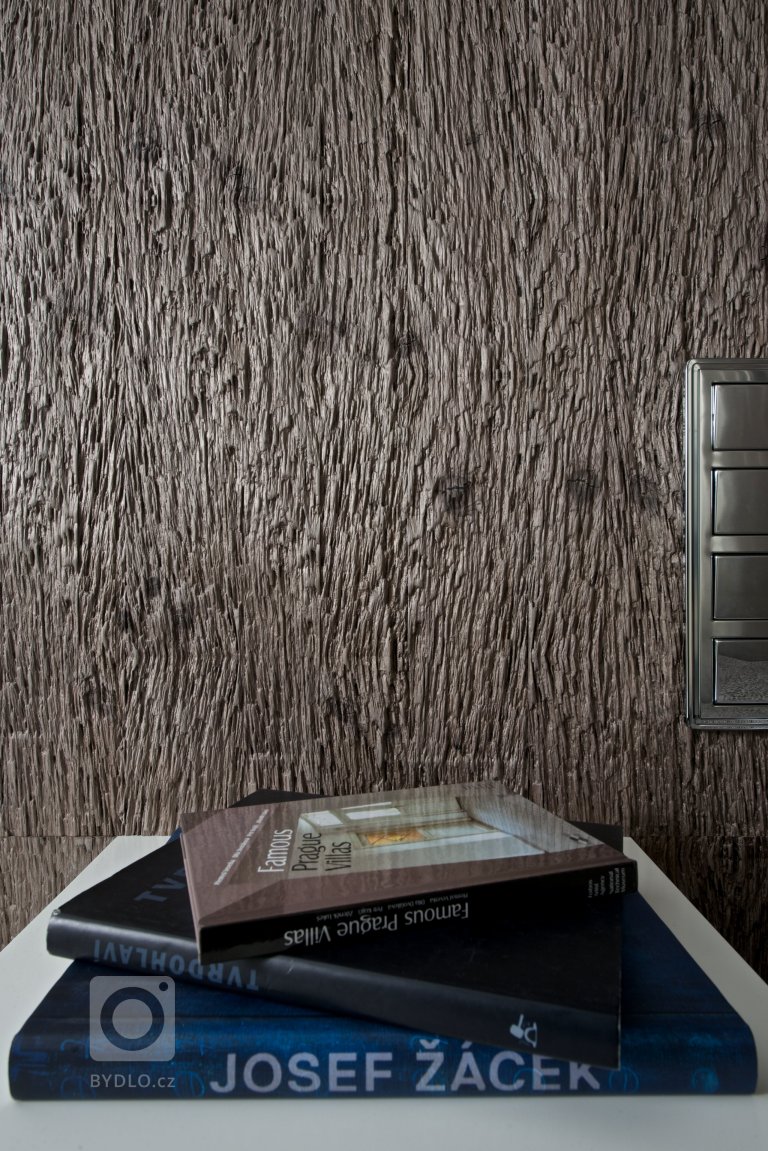 add picture to album