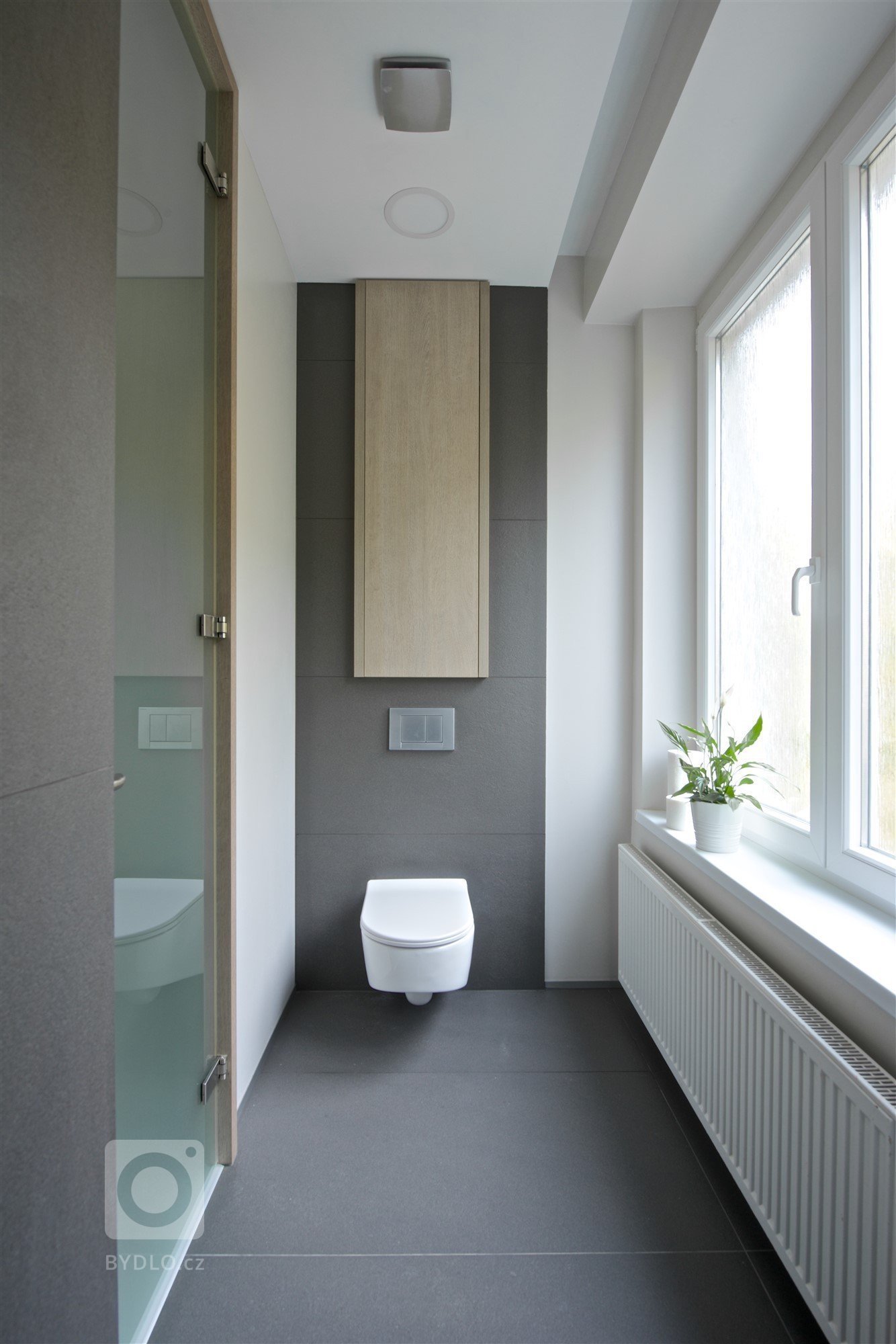 
Mladý pár si koupil svůj první byt, a to v&nbsp;pěkné rezidenční čtvrti v&nbsp;blízkosti centra Brna. Jednalo se o&nbsp;jednotku s&nbsp;dispozicí 2+kk v&nbsp…