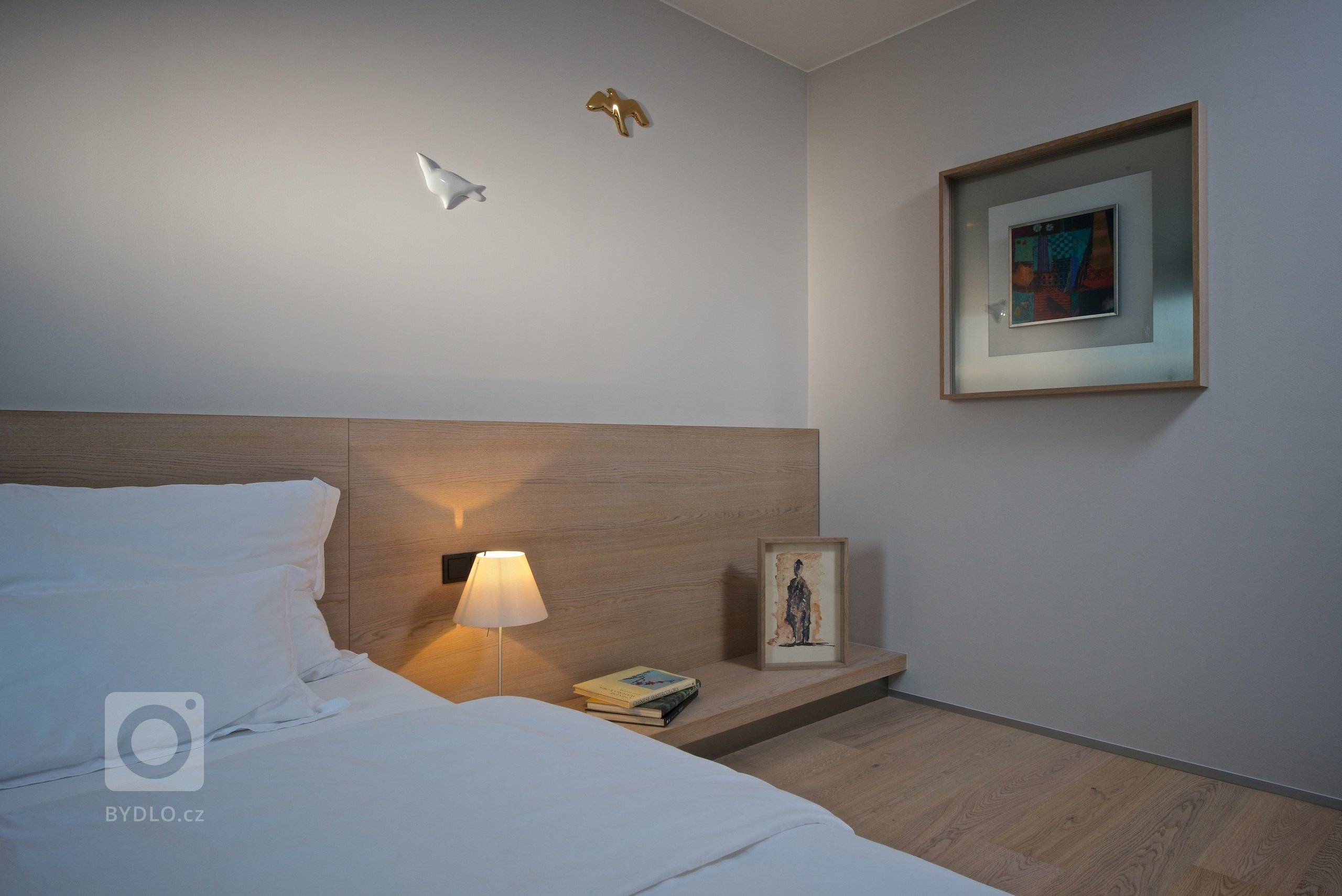 Kultivovaný, harmonický a velmi příjemný pár se rozhodl pořídit si bydlení v&nbsp;jednom z&nbsp;horních pater nově vznikajícího komplexu. Líbilo se jim místo i…