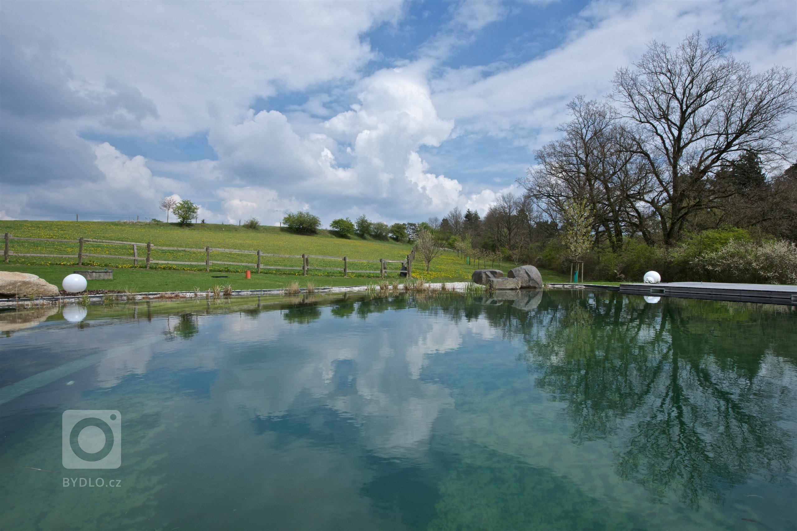 Historie tohoto statku u Písku sahá hluboko do minulosti a je nádherným příkladem, jak lze pečovat o rodinnou tradici.&nbsp;Dnes už byste neuvěřili, že tohle…