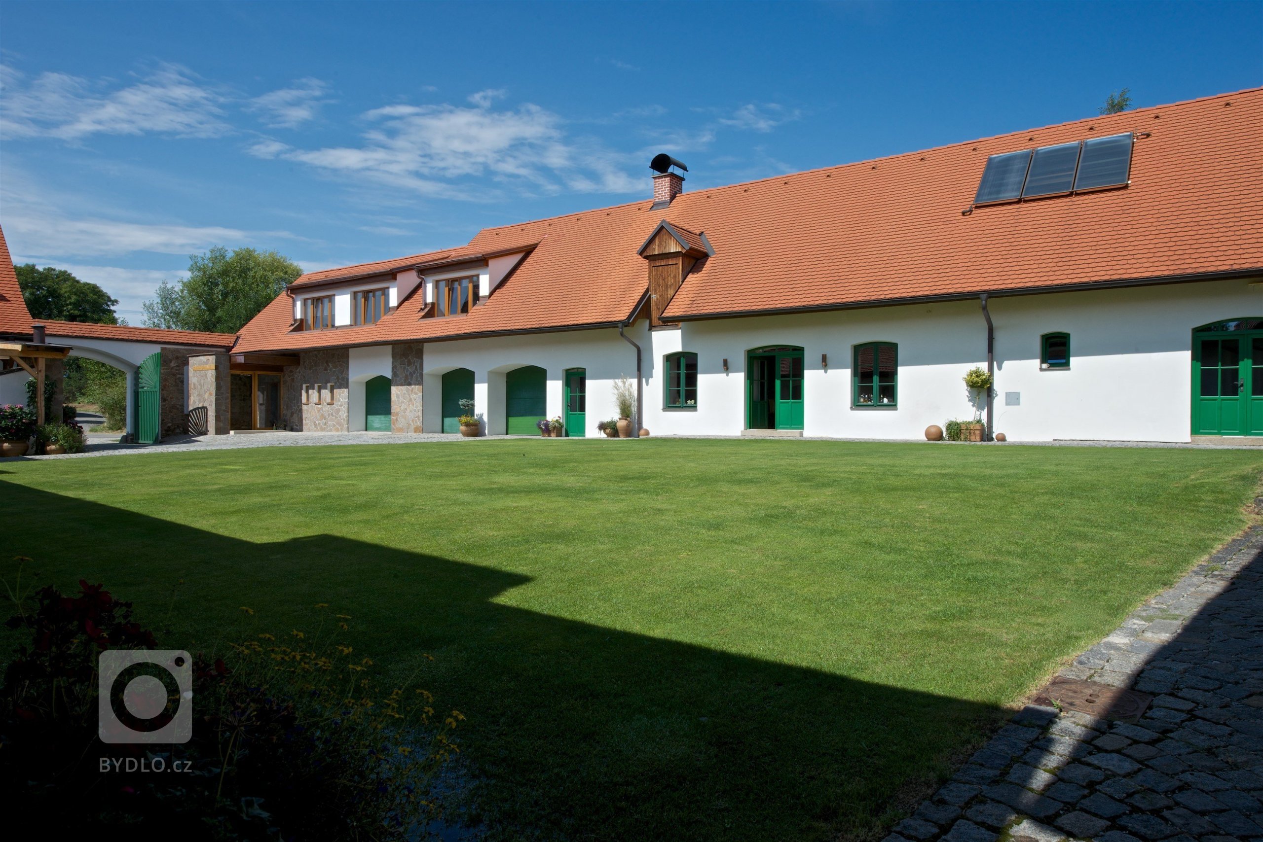 Historie tohoto statku u Písku sahá hluboko do minulosti a je nádherným příkladem, jak lze pečovat o rodinnou tradici.&nbsp;Dnes už byste neuvěřili, že tohle…