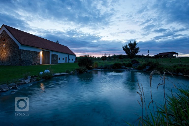 add picture to album