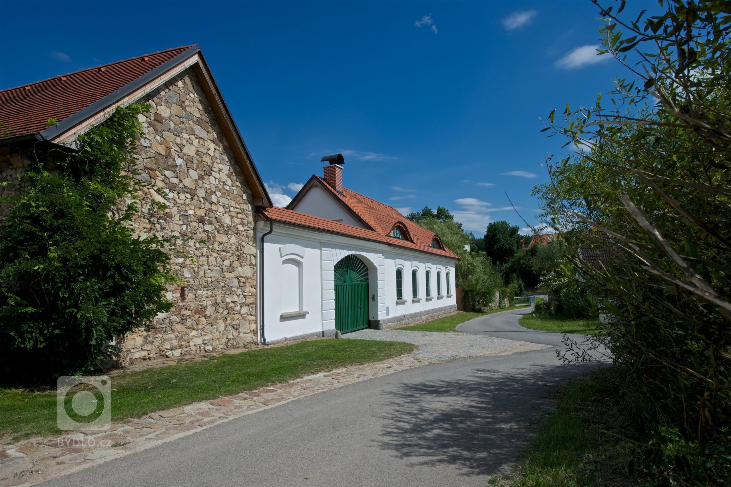 Historie tohoto statku u Písku sahá hluboko do minulosti a je nádherným příkladem, jak lze pečovat o rodinnou tradici.&nbsp;Dnes už byste neuvěřili, že tohle…