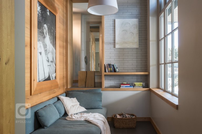 add picture to album