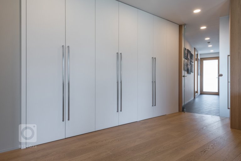 add picture to album