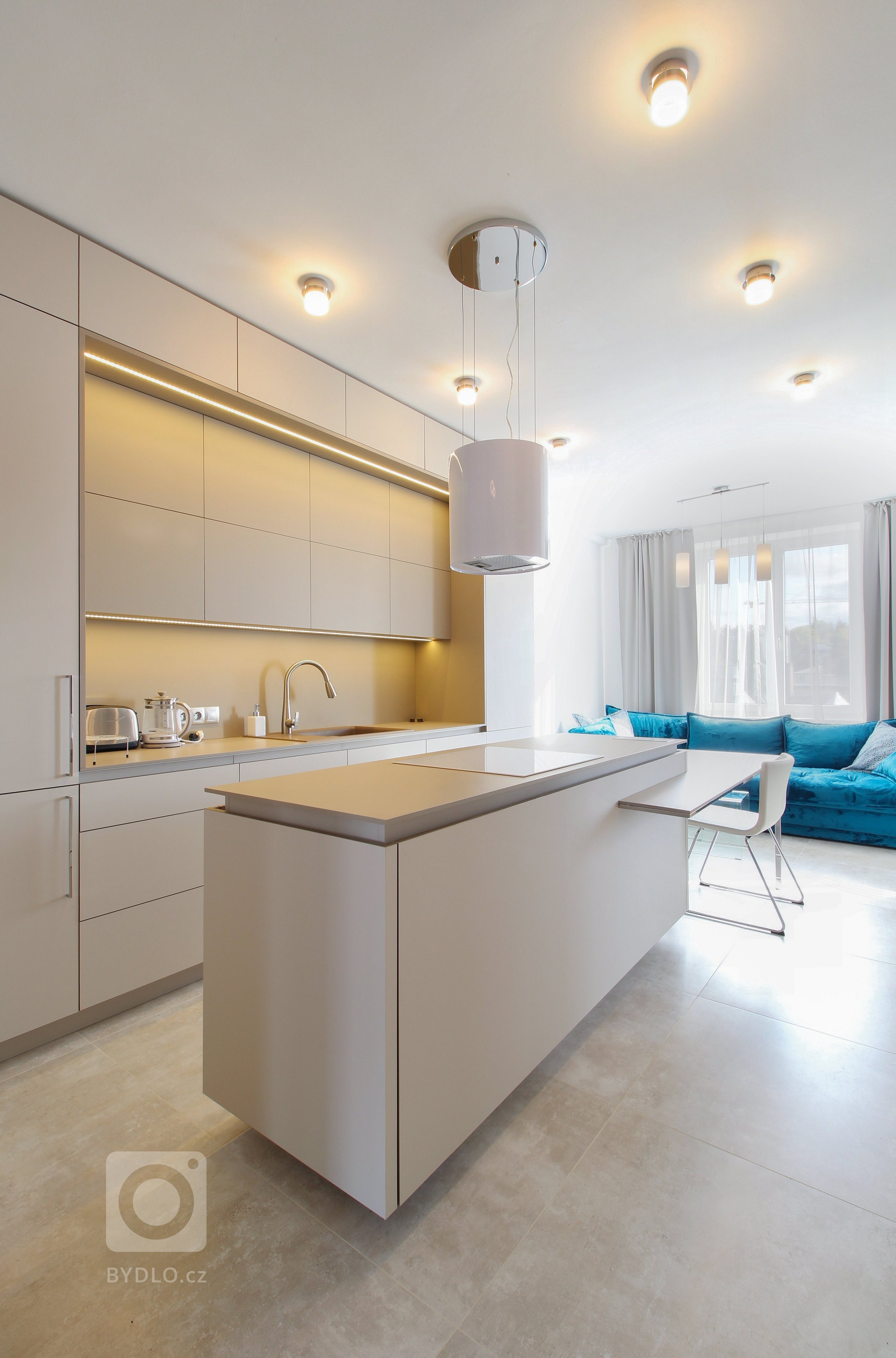 Rekonstrukce bytu v Praze se saunovým koutkem splnila očekávání nejen investora.
