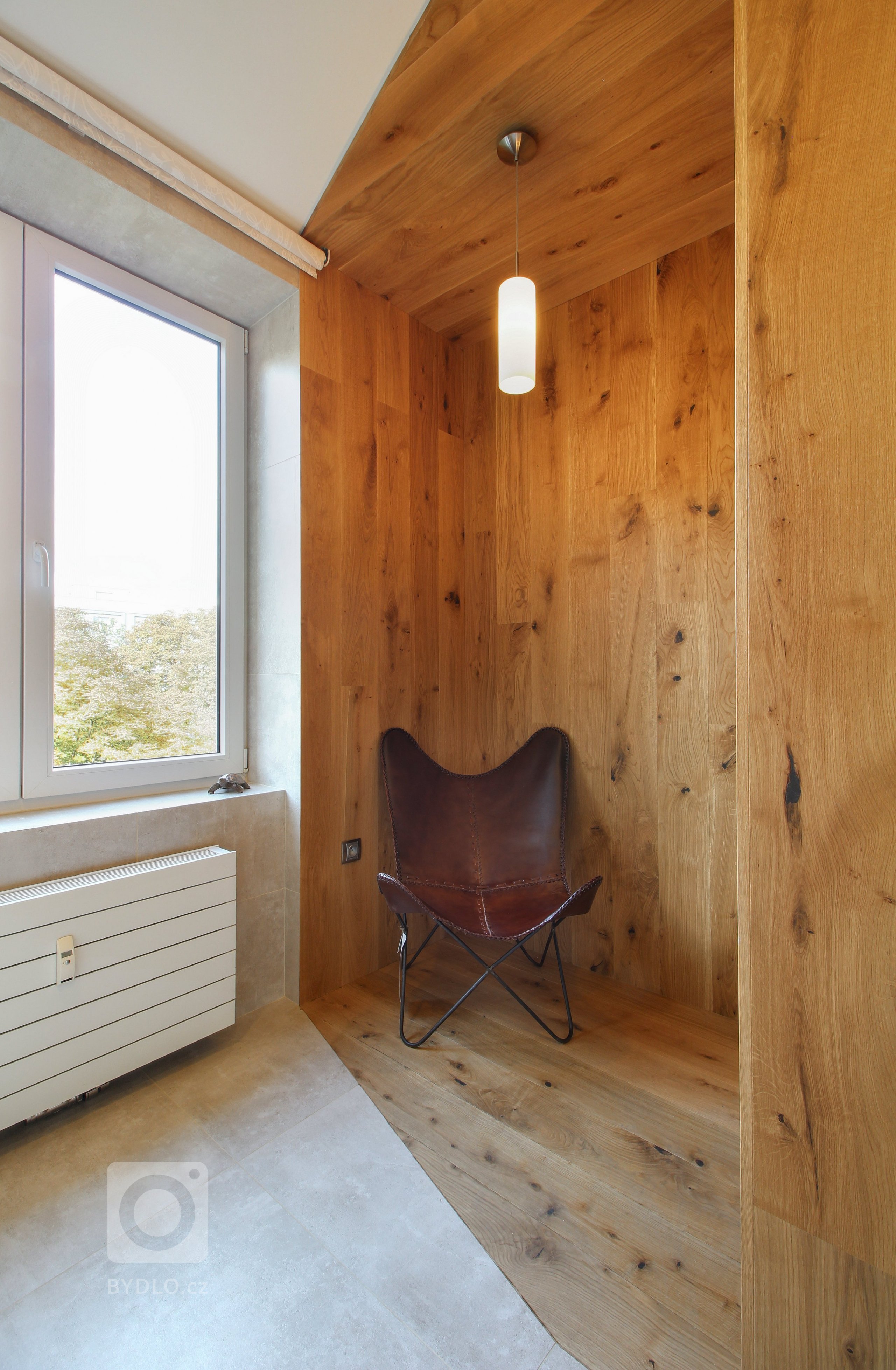 Rekonstrukce bytu v Praze se saunovým koutkem splnila očekávání nejen investora.
