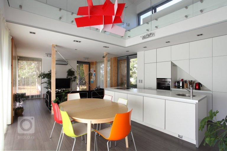 add picture to album