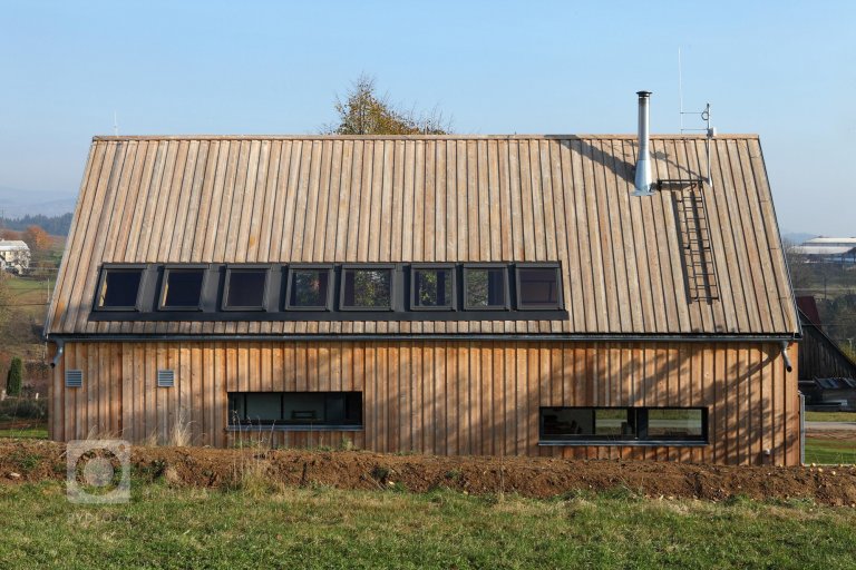 add picture to album