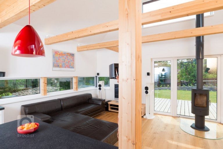 add picture to album