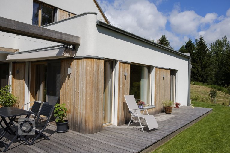 add picture to album