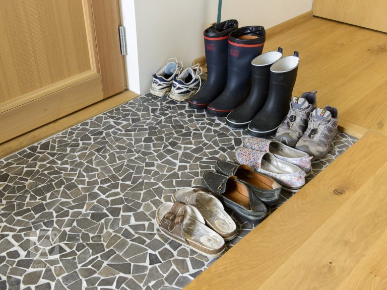 add picture to album