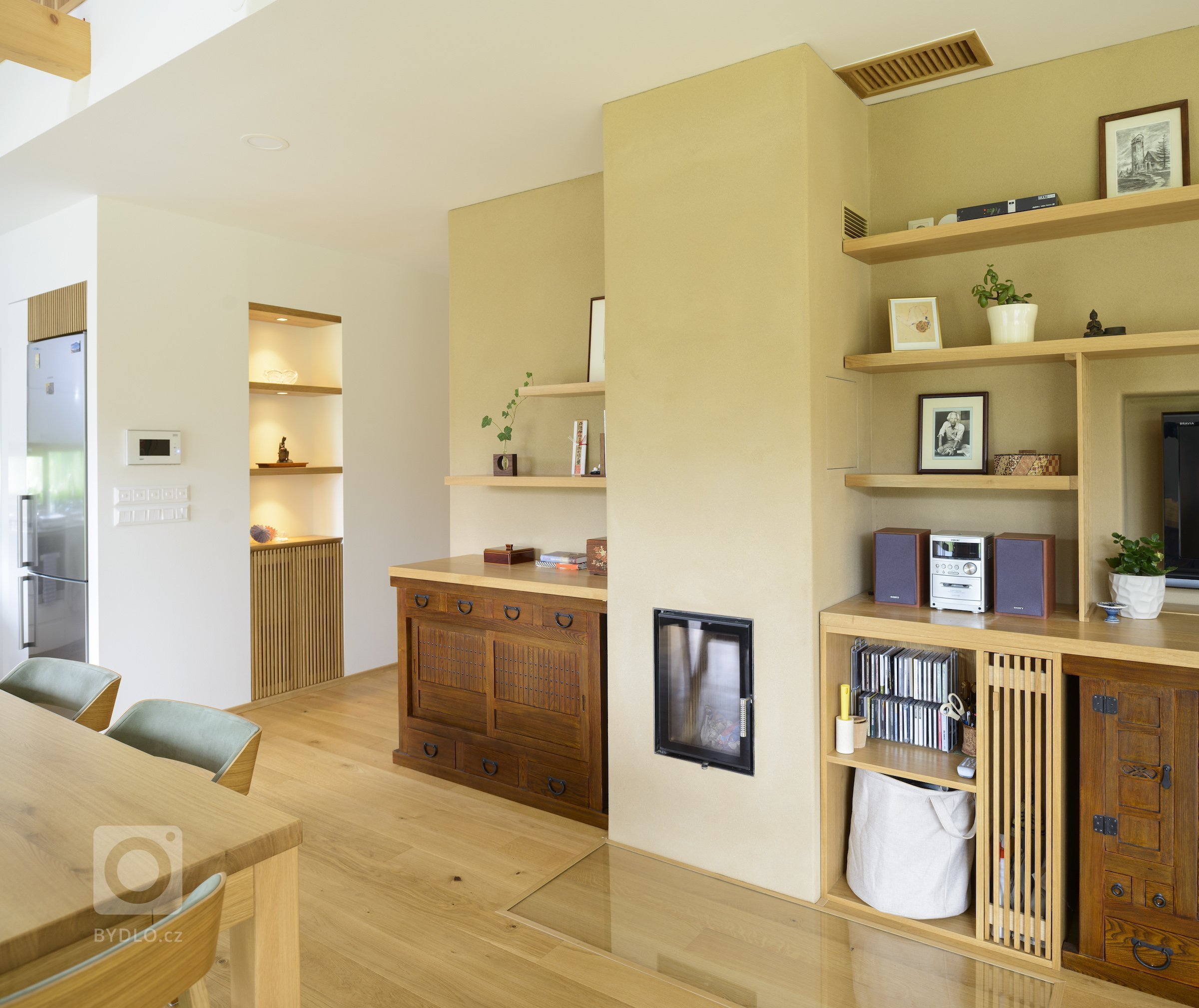 Koncepce rodinného domu s&nbsp;permakulturní zahradou pro japonsko-český manželský pár je vedena snahou o&nbsp;jednoduché, funkční a kultivované řešení, které…