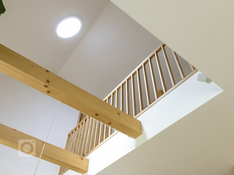 add picture to album