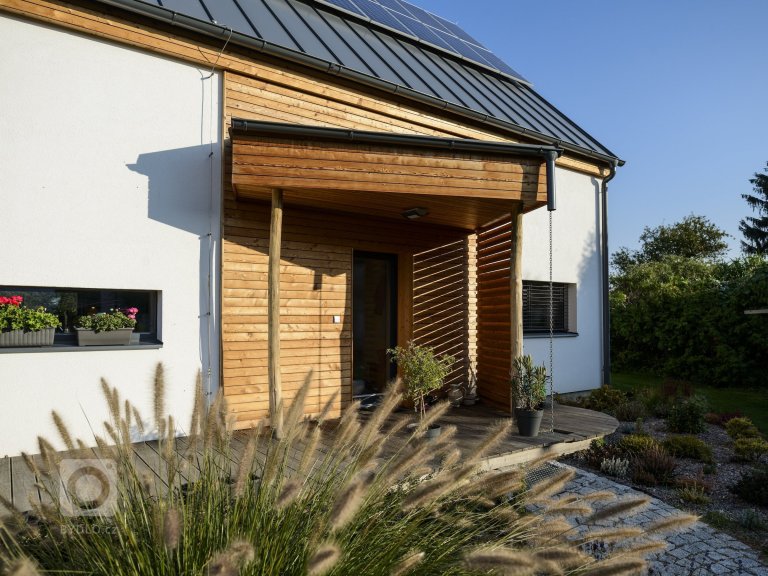 add picture to album