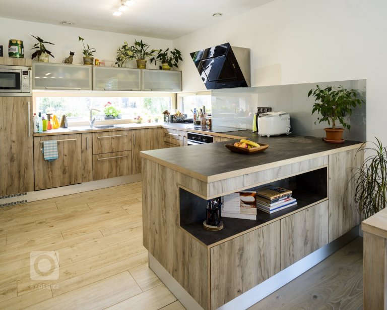 add picture to album