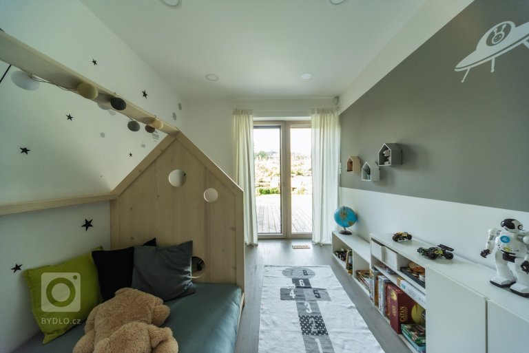 add picture to album