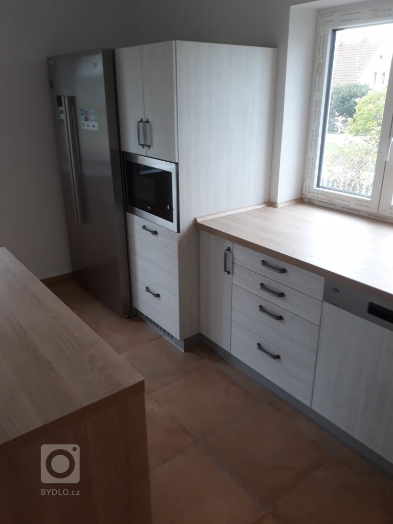 add picture to album