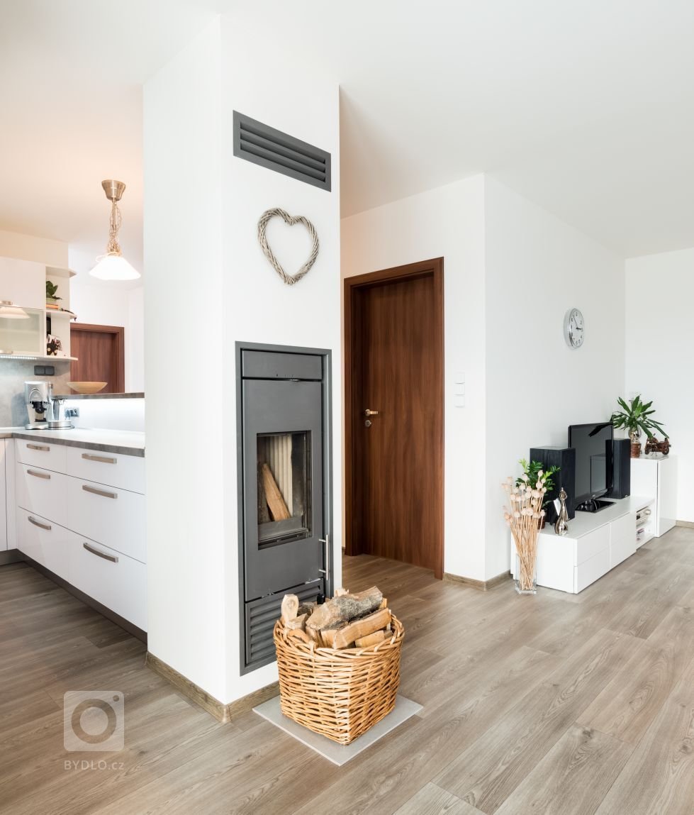 Bungalov&nbsp;MS 04&nbsp;o dispozici 4+kk a užitné ploše 91 m2&nbsp;je postaven na svažitém pozemku s&nbsp;výhodnou orientací ke světovým stranám, kde je…