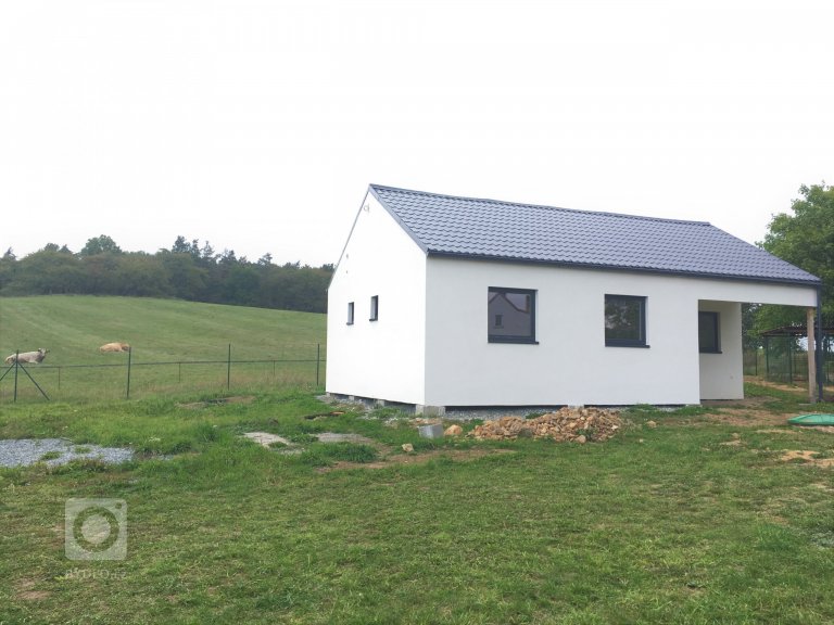 add picture to album