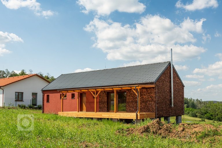 add picture to album