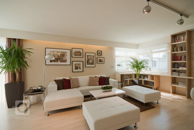 add picture to album