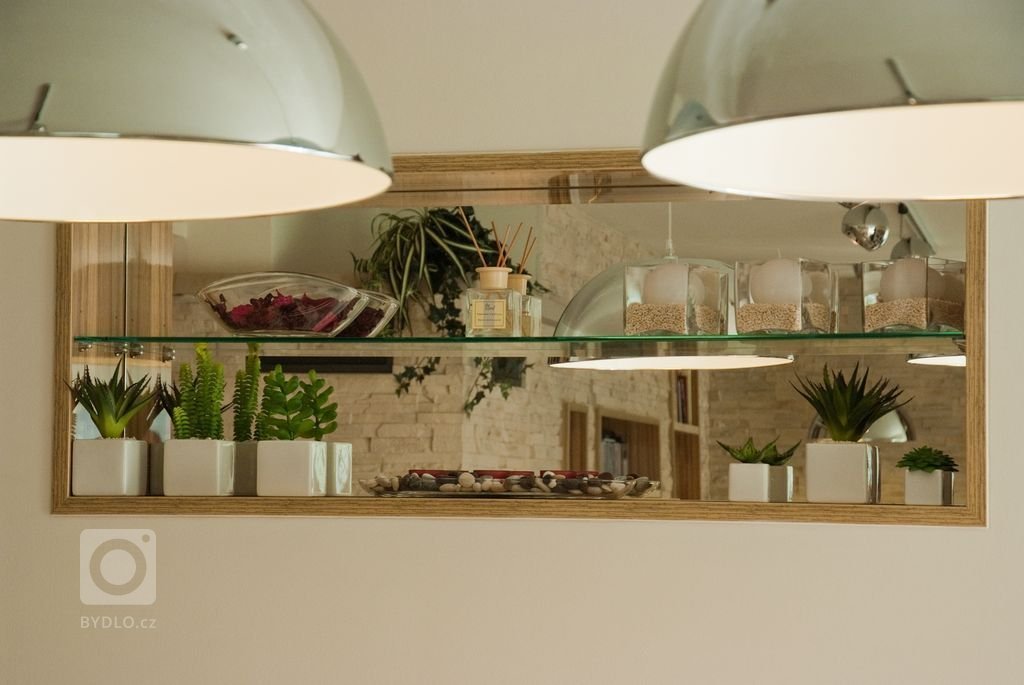 Architekti z pořadu "Jak se staví sen" splnily další z řady vysněných interiérů.

Je zde použita kombinace kamenných obkladů, které jsou nalepeny…