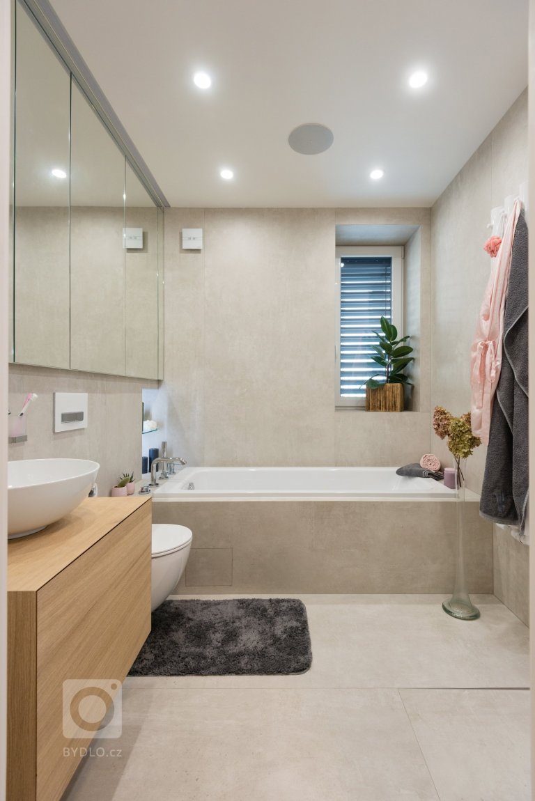 add picture to album