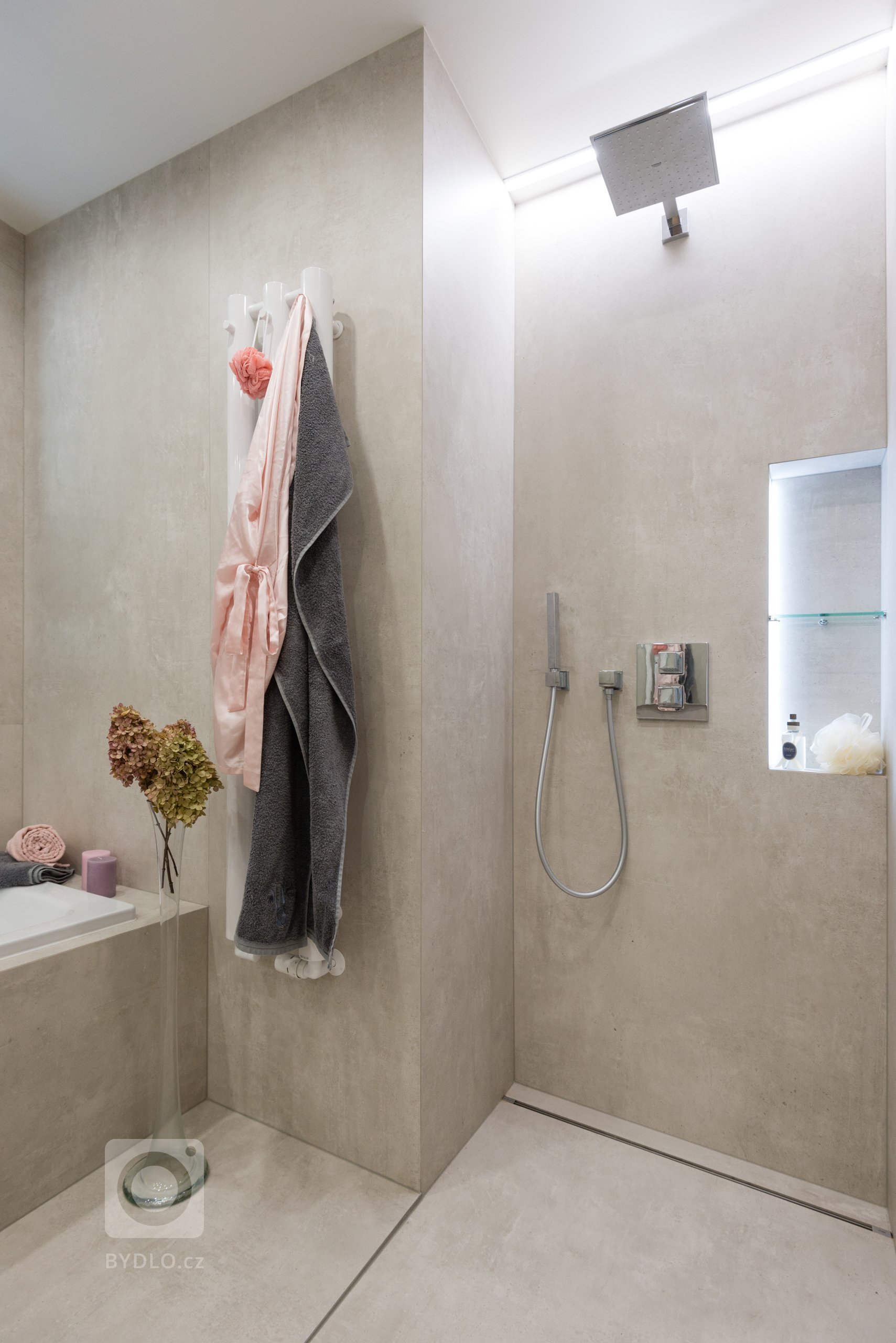 Strohý interiér bytu mladej manažérky bez zbytočnej romantiky a provokácie.&nbsp;

Prívlastok WoodLady má tento výnimočný dizajn na mieru pre mladú dámu s…