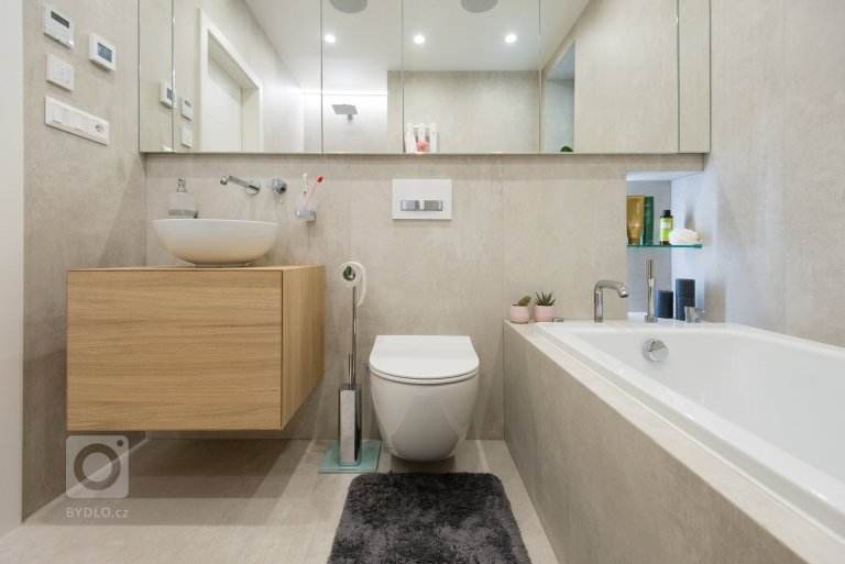 add picture to album