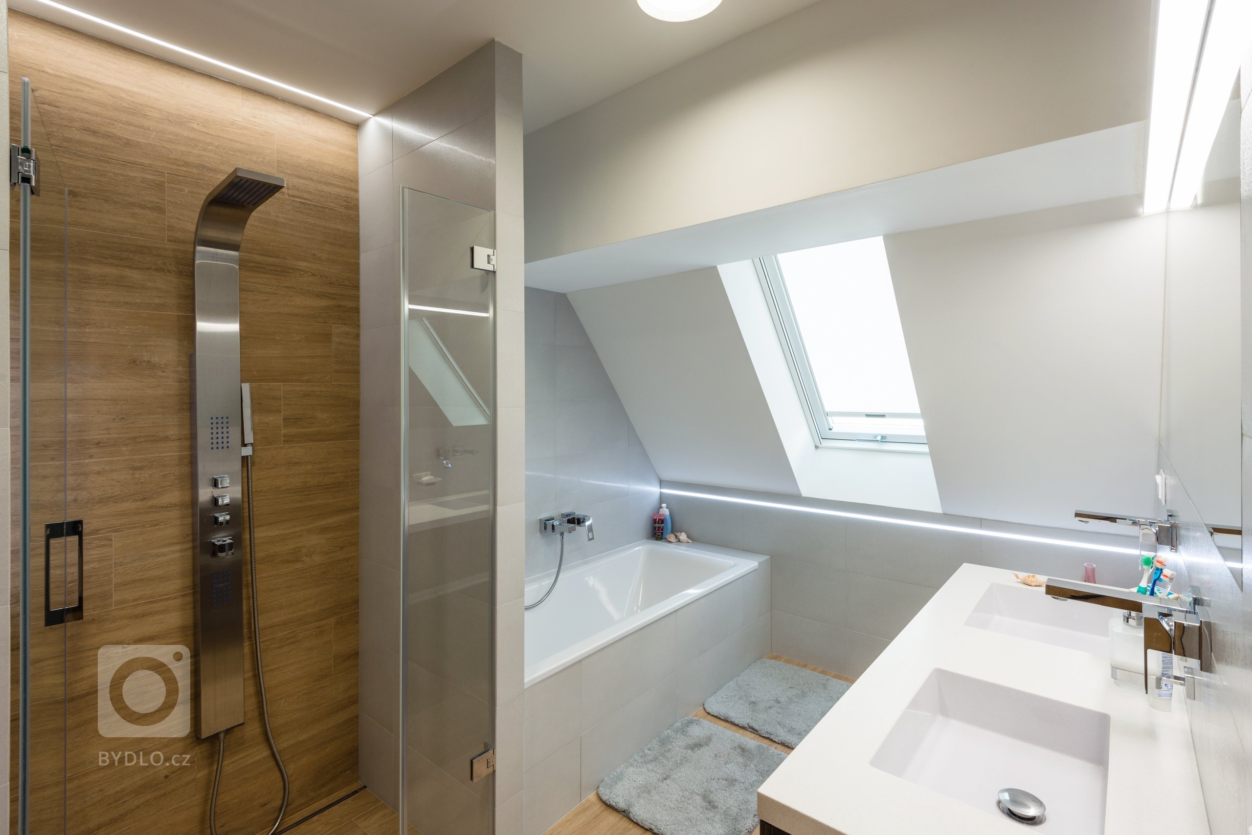 Návrh a realizácia FHA - FullHouse Architecture - naša ďalšia úspešná realizácia interiéru rekonštruovaného rodinného domu v Bratislave. Majiteľom prajeme…