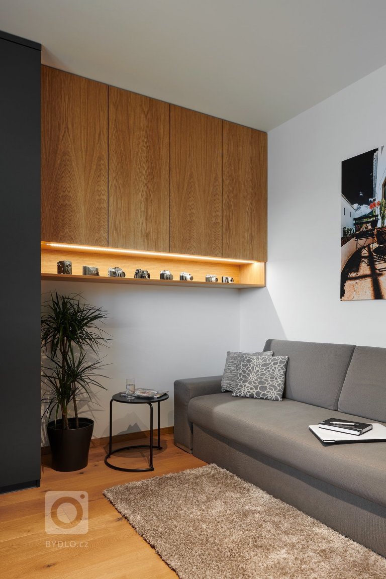 add picture to album