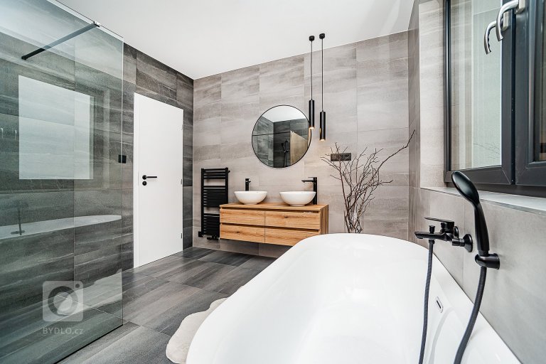 add picture to album