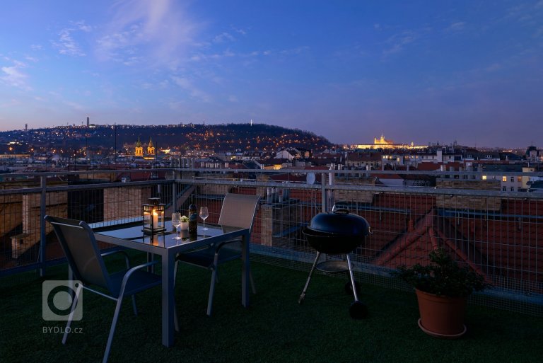 add picture to album